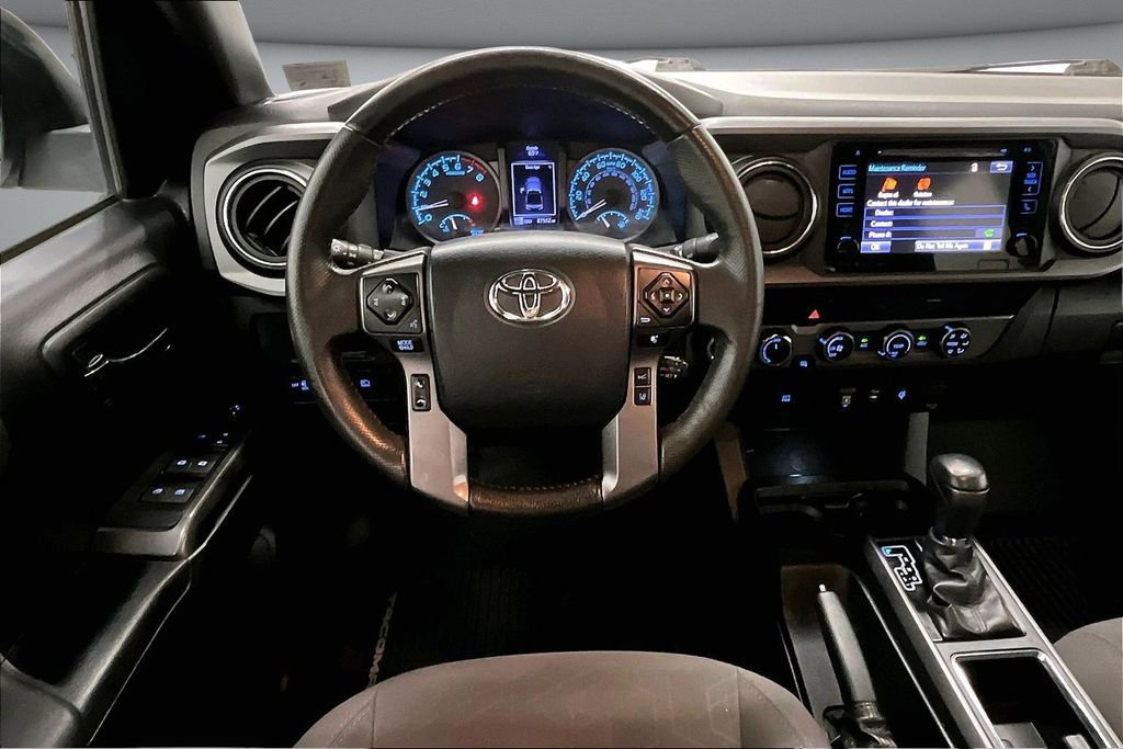 Used 2019 Toyota Tacoma TRD Off-Road AWD/4WD image 9