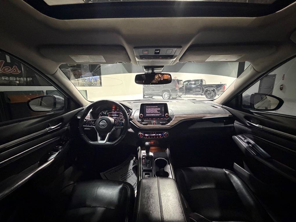 Used 2020 Nissan Altima 2.5 SL FWD image 20