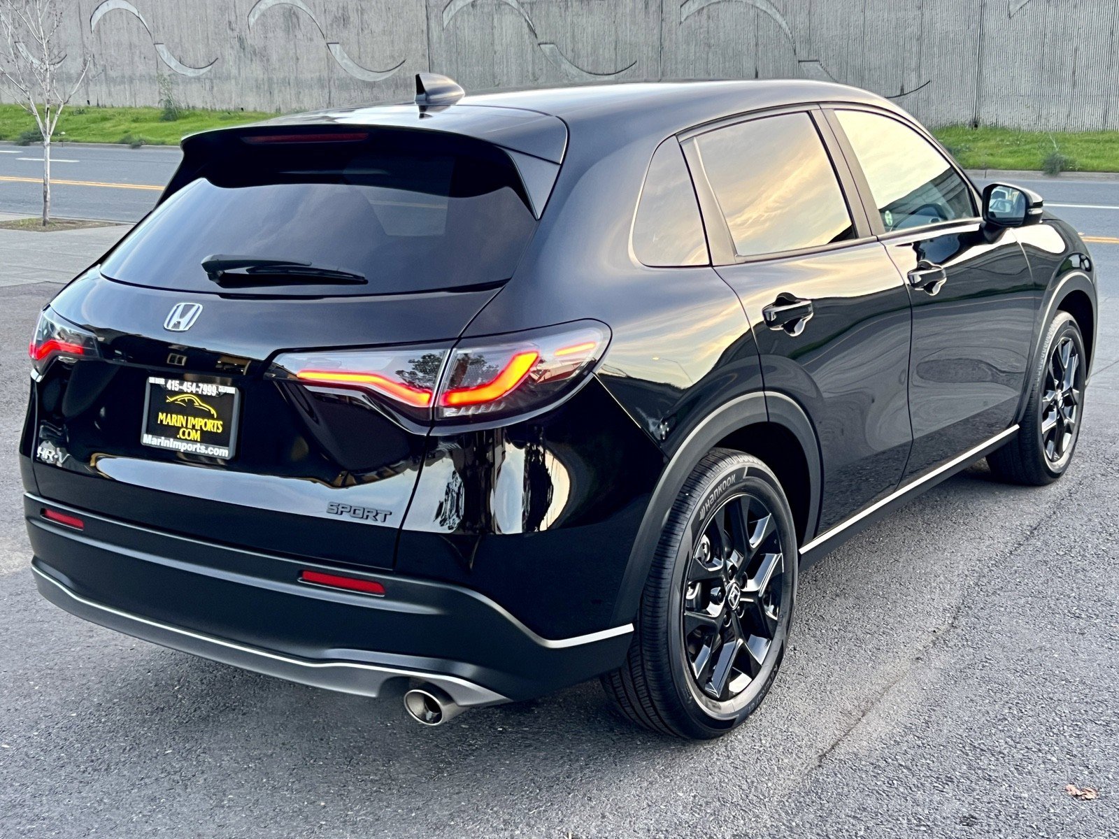 Used 2023 Honda HR-V Sport image 6