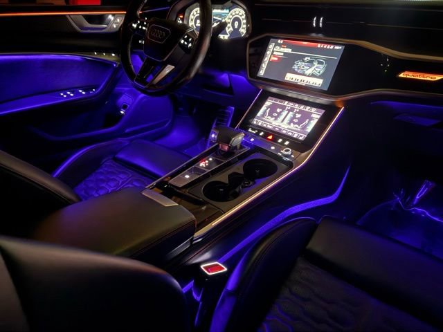 Used 2023 Audi S8 w/ S8 Executive Package image 42