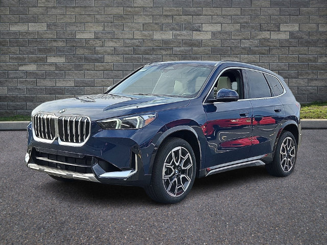 New 2026 BMW X1 xDrive28i w/ Technology Package AWD/4WD image 3