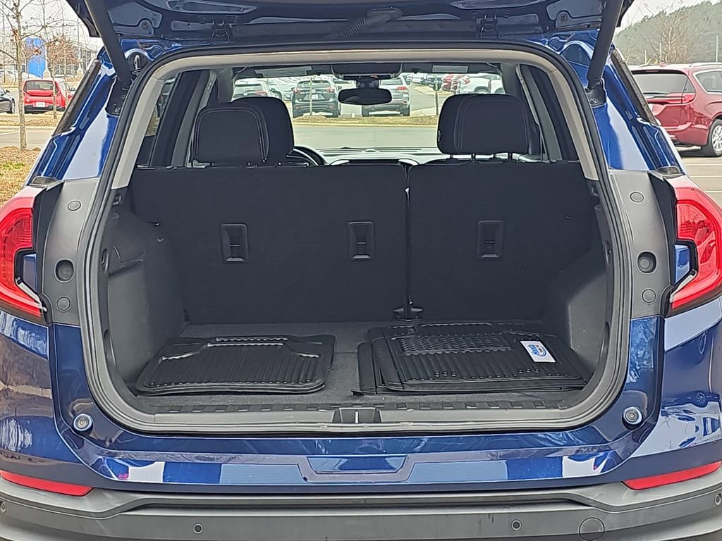 Used 2022 GMC Terrain SLE w/ Driver Convenience Package image 15