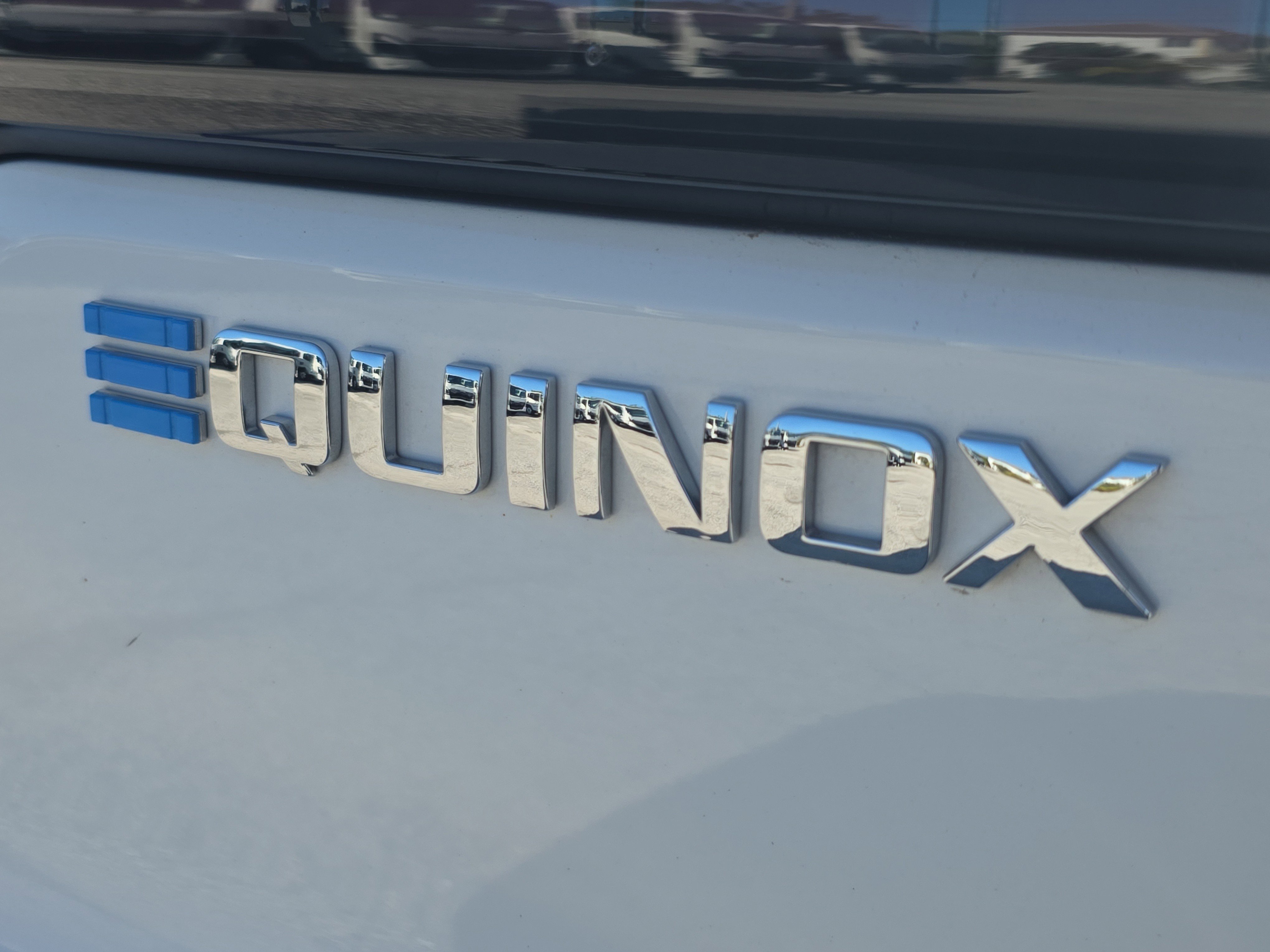 Used 2025 Chevrolet Equinox EV LT FWD image 10