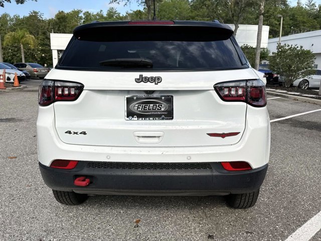 Used 2023 Jeep Compass Trailhawk AWD/4WD image 4