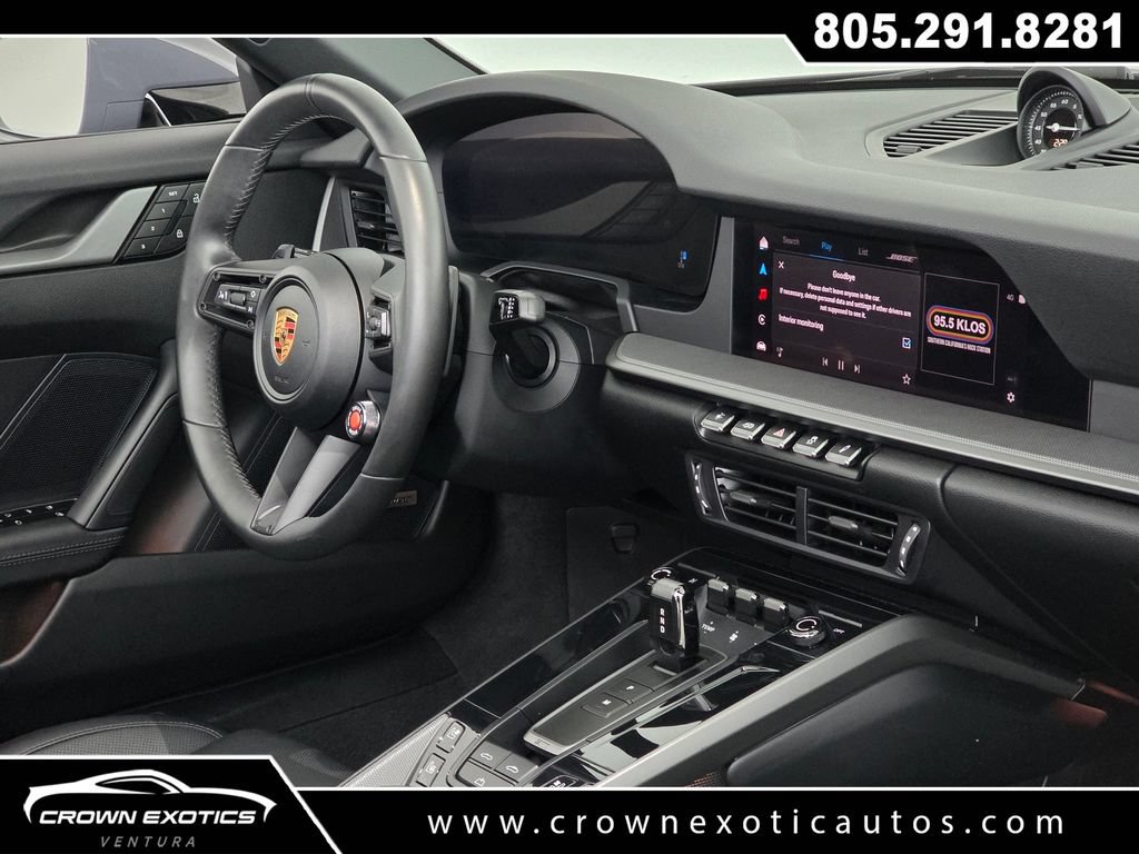 Used 2025 Porsche 911 Carrera w/ Premium Package RWD image 39