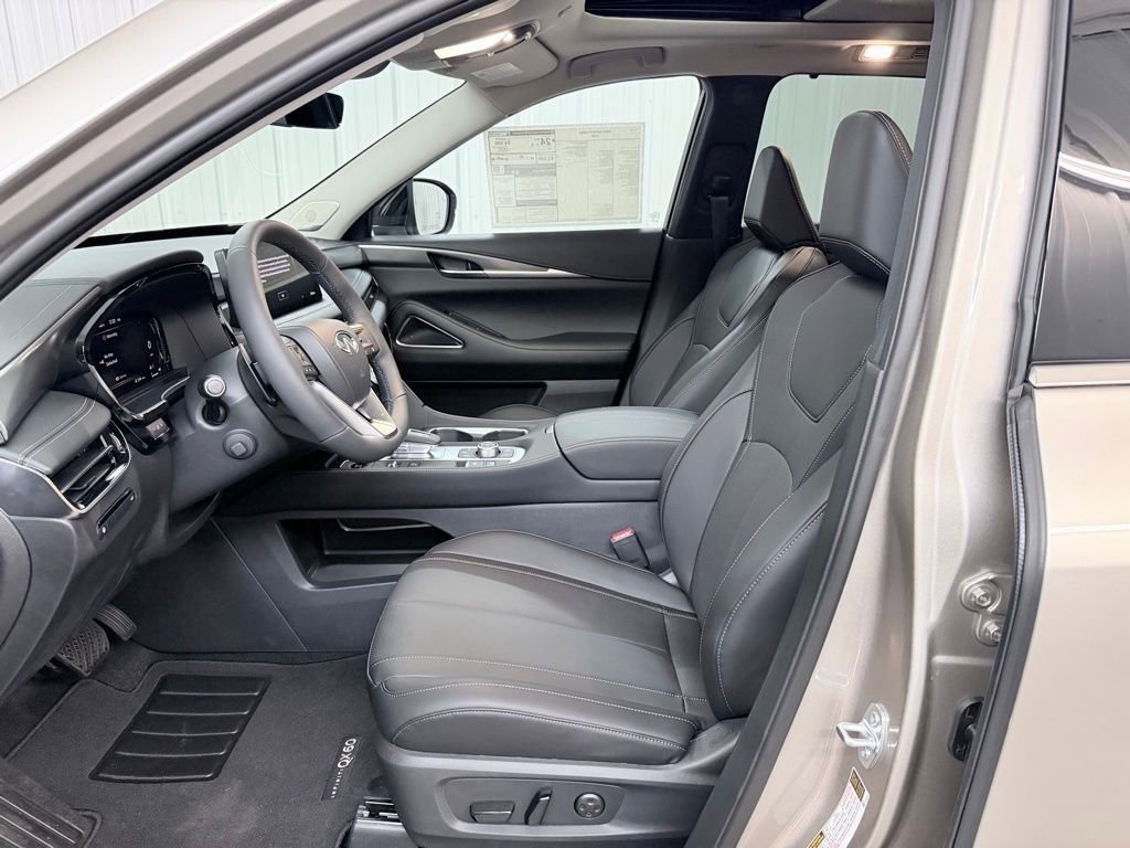 New 2026 INFINITI QX60 Luxe FWD image 11