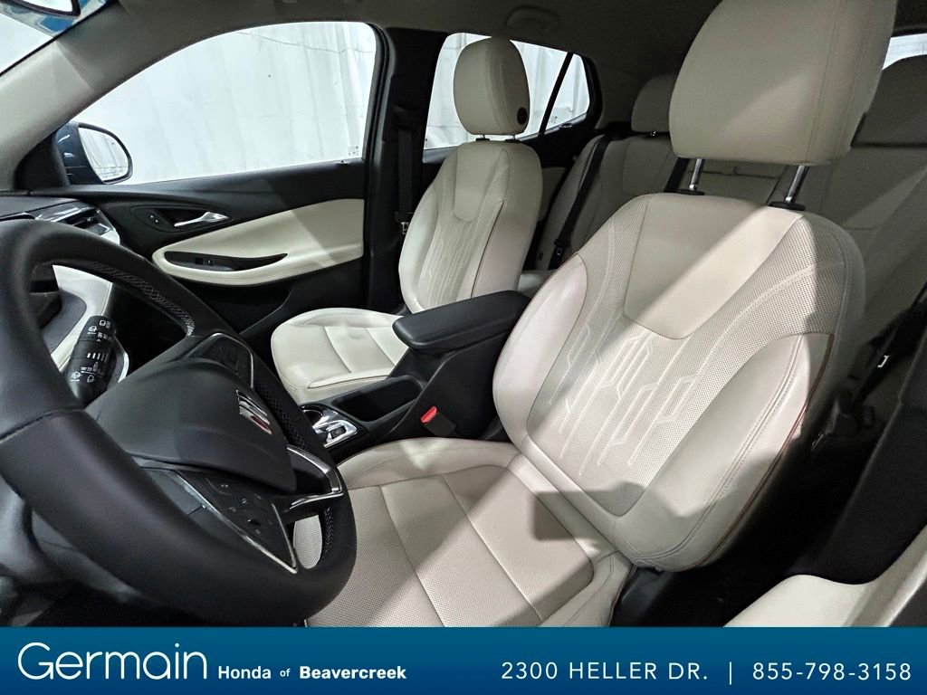 Used 2025 Buick Encore GX Avenir w/ Avenir Convenience Package image 27