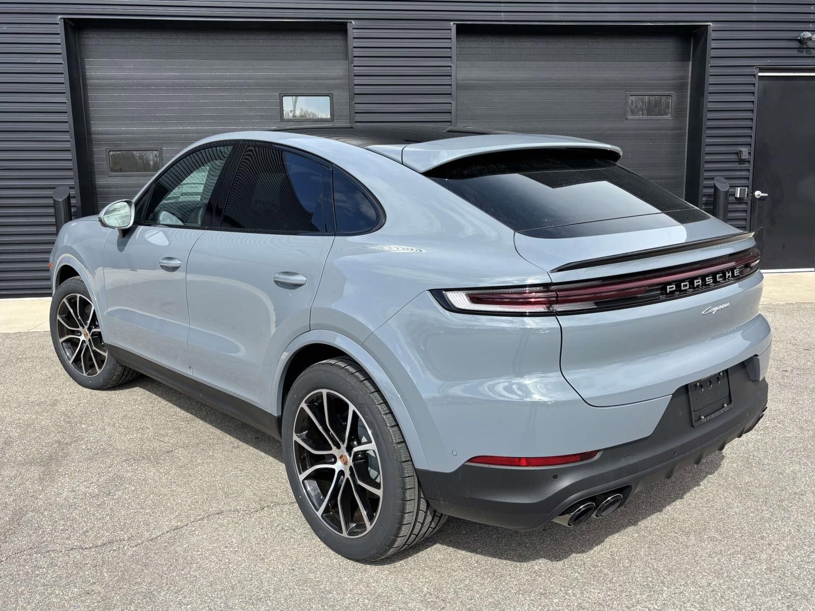 New 2026 Porsche Cayenne Coupe image 3