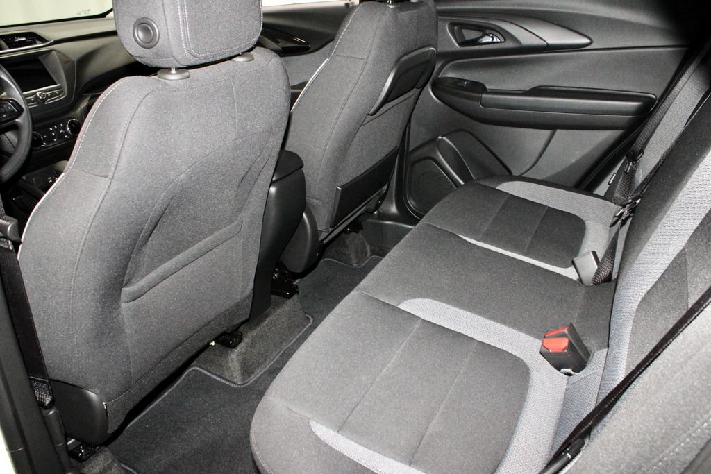 Used 2023 Chevrolet TrailBlazer LT FWD image 21