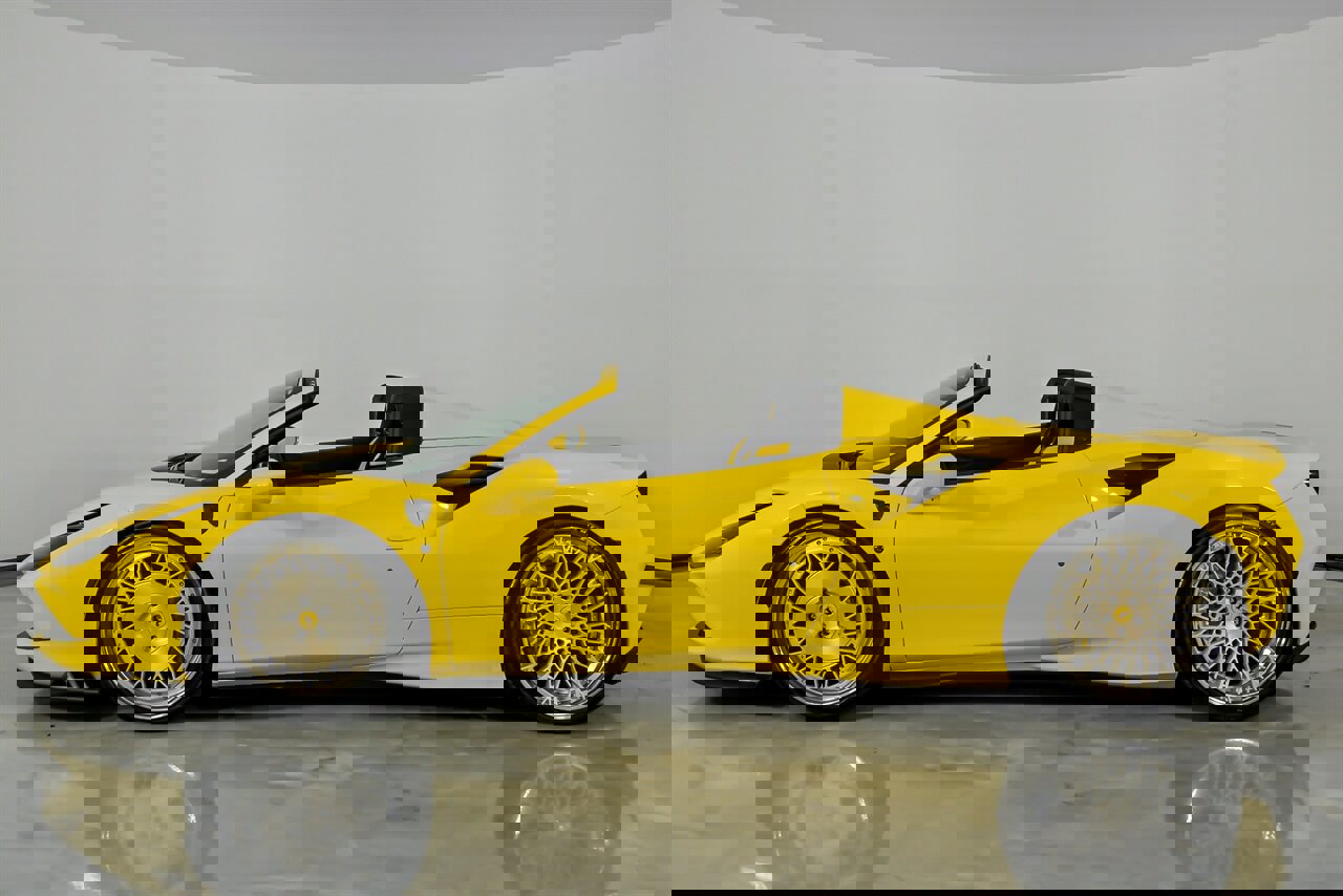 Used 2021 Ferrari F8 Tributo image 8