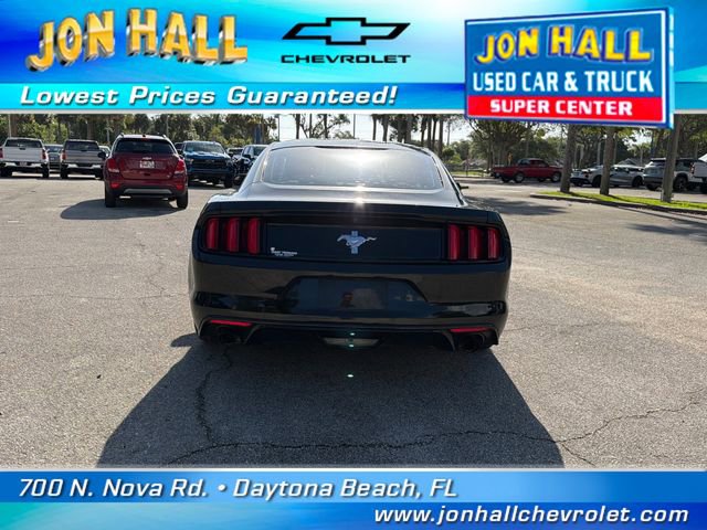 Used 2015 Ford Mustang Coupe RWD image 10