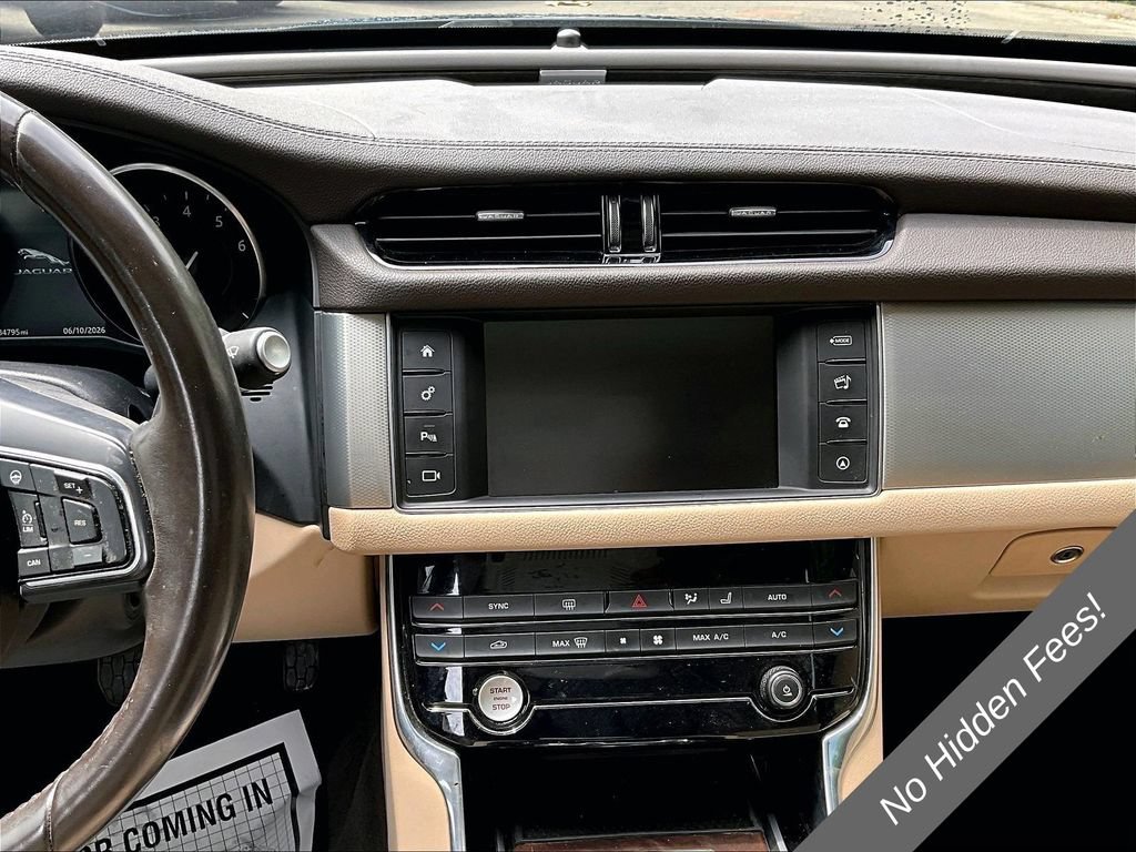 Used 2017 Jaguar XF Prestige AWD/4WD image 6