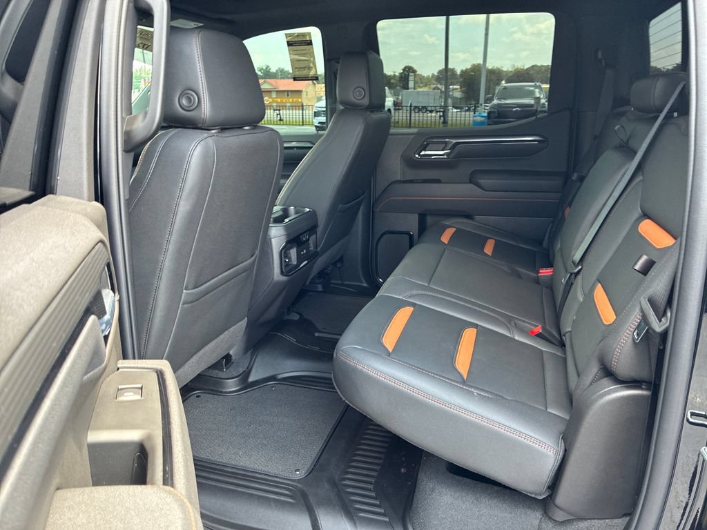 Used 2026 GMC Sierra 1500 AT4 w/ AT4 Premium Package AWD/4WD image 18