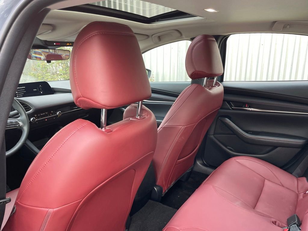 Used 2025 MAZDA MAZDA3 s image 27