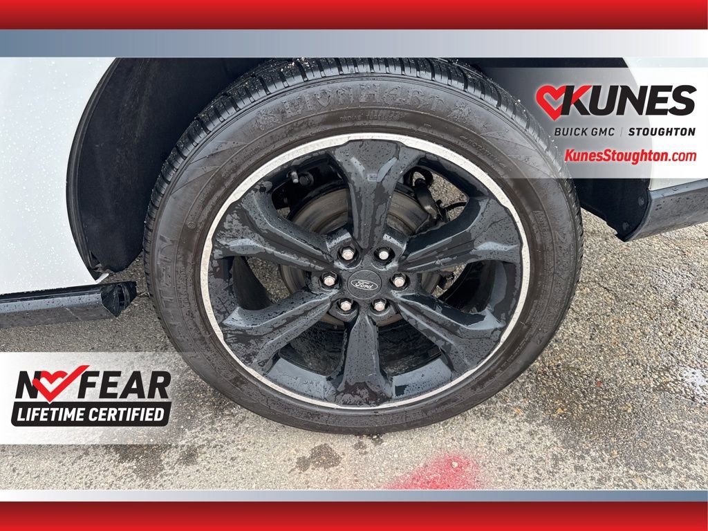 Used 2022 Ford Expedition Limited image 18