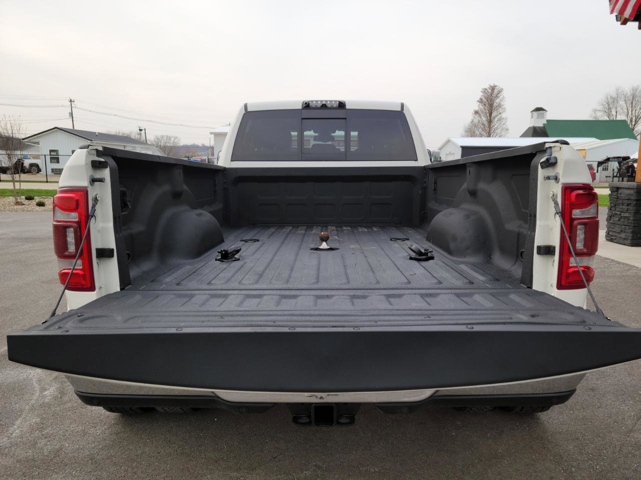 Used 2019 RAM 3500 Laramie AWD/4WD image 20