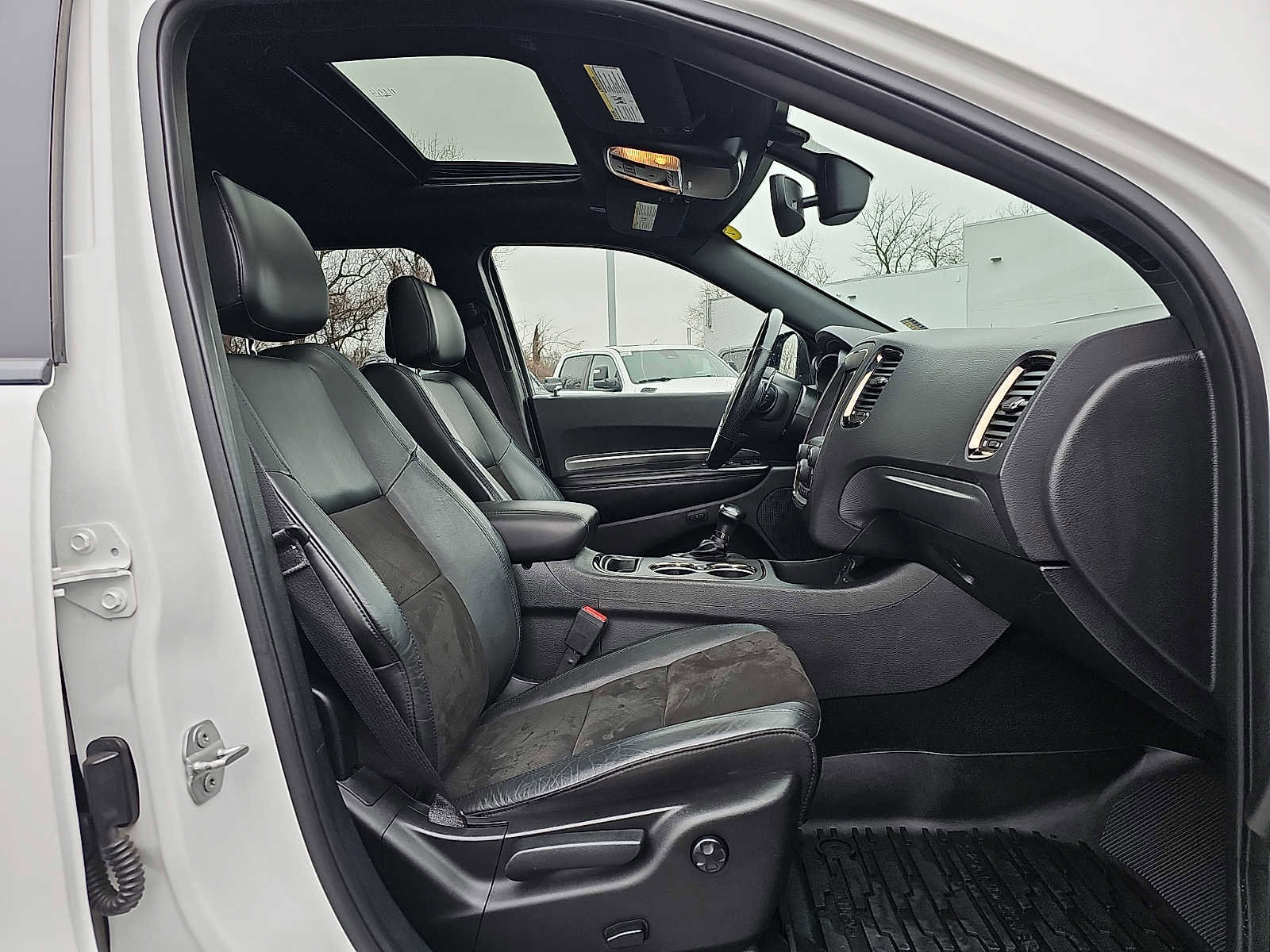 Used 2020 Dodge Durango GT image 17