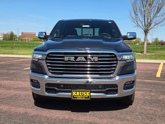Used 2025 RAM 1500 Laramie AWD/4WD image 9