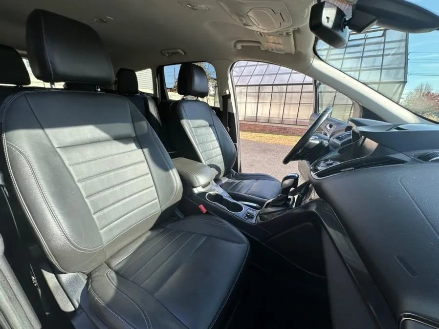 Used 2014 Ford Escape Titanium image 26