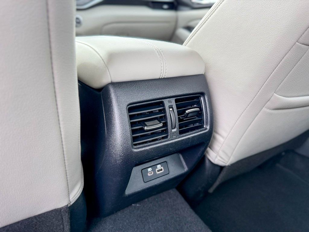 Used 2024 Nissan Altima 2.5 SL FWD image 24