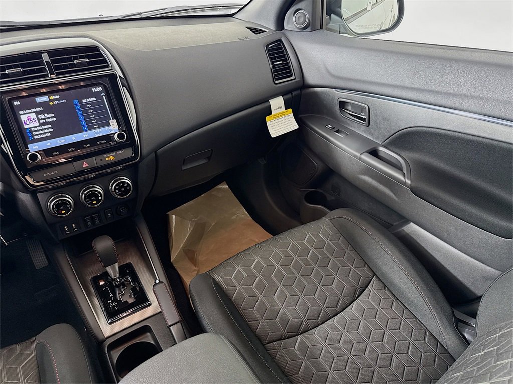 New 2025 Mitsubishi Outlander Sport AWD image 22
