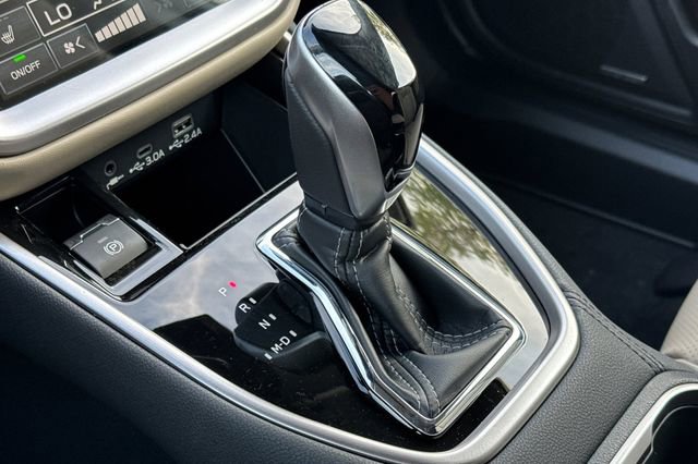 New 2025 Subaru Outback Limited image 19