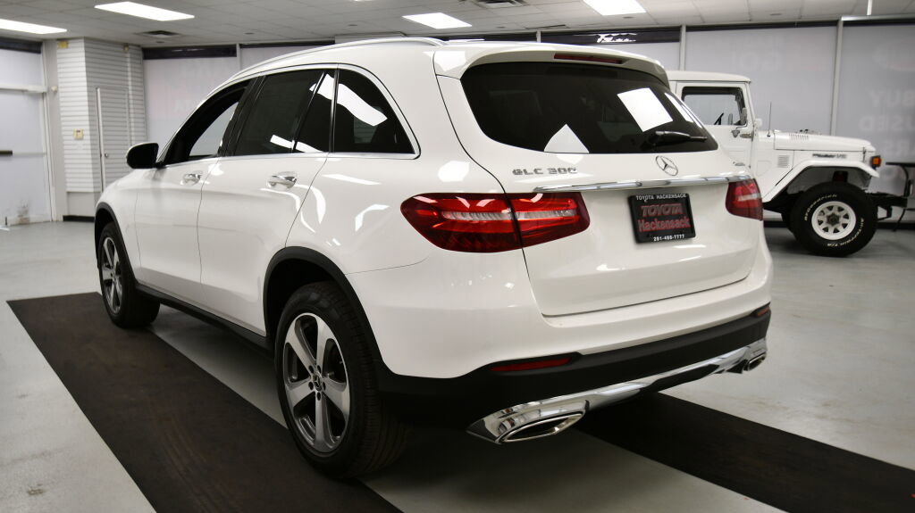 Used 2019 Mercedes-Benz GLC 300 4MATIC image 5