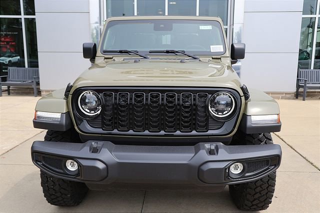 New 2025 Jeep Gladiator Willys image 9