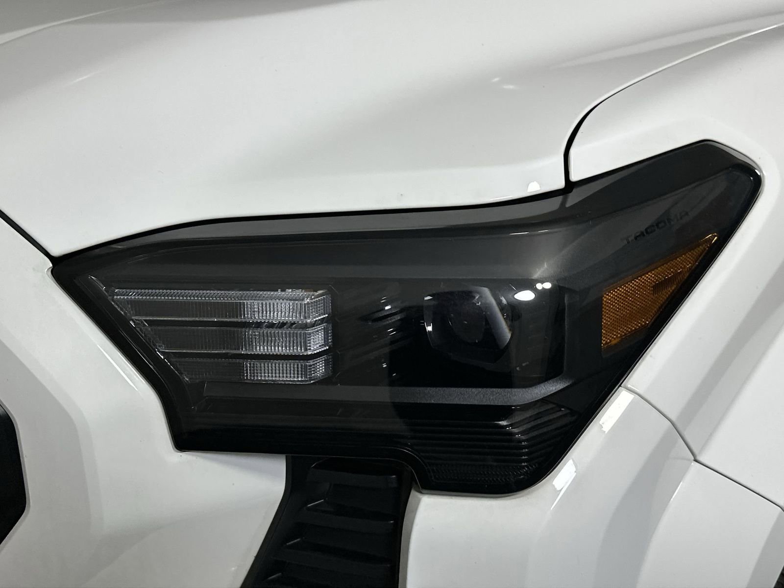 Used 2025 Toyota Tacoma SR image 27