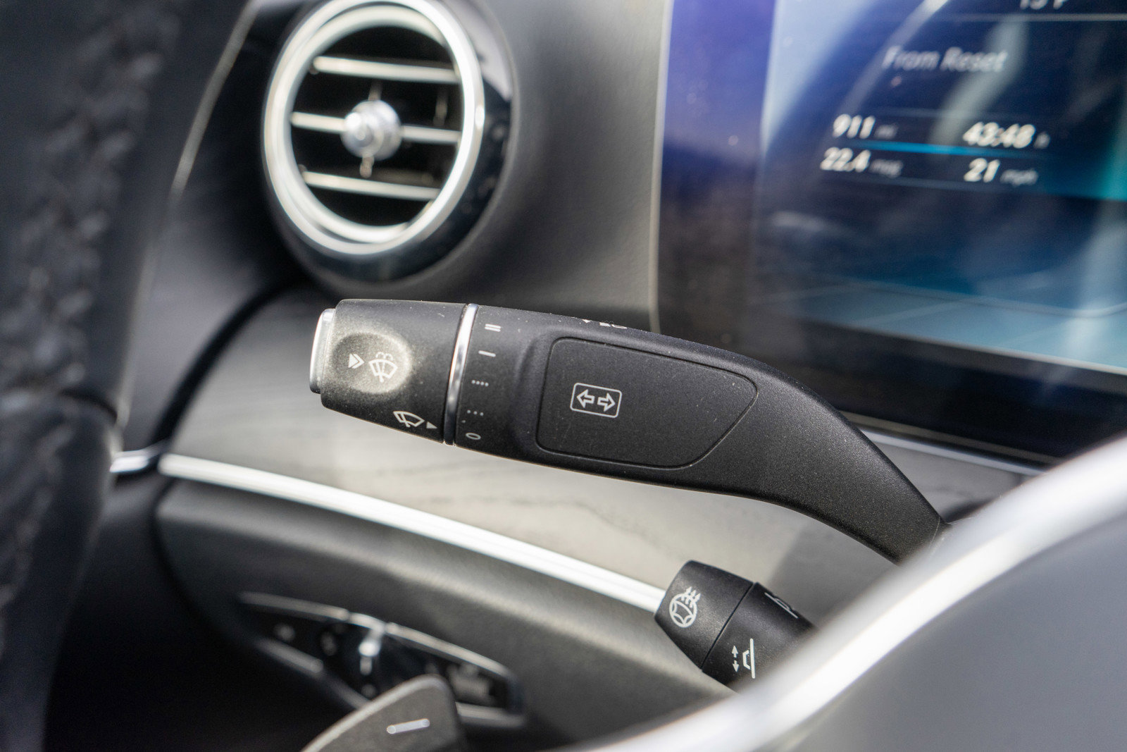 Used 2019 Mercedes-Benz E 300 4MATIC image 30