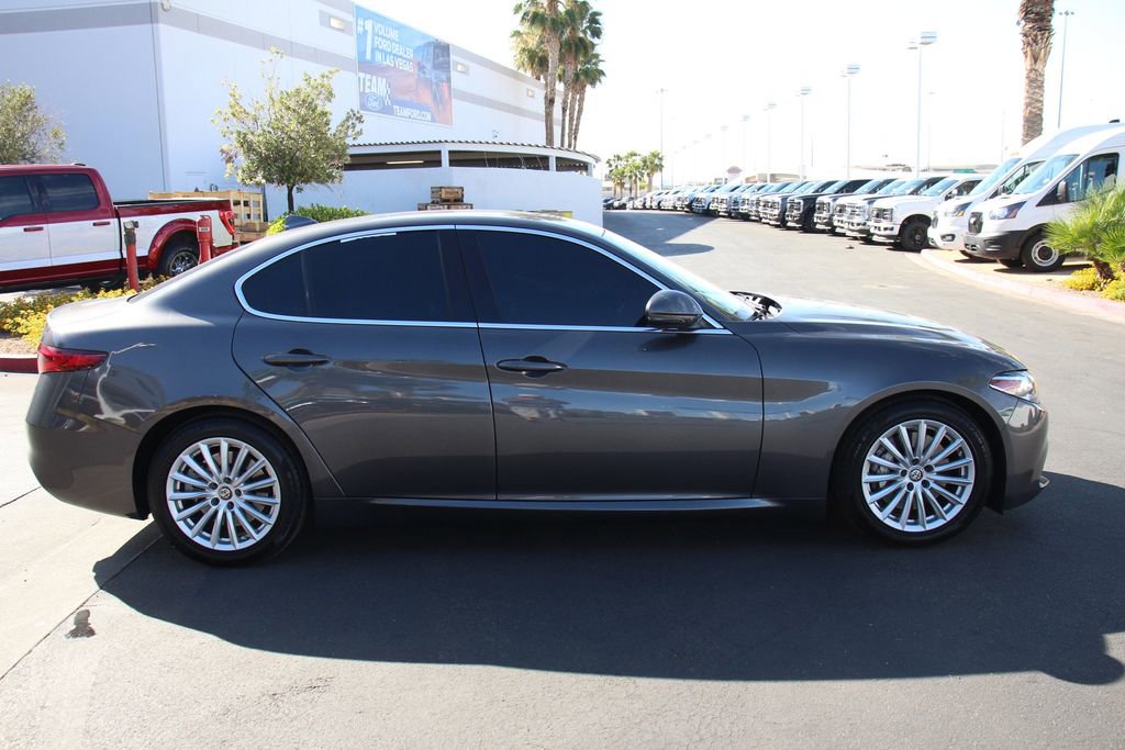 Used 2021 Alfa Romeo Giulia Sprint RWD image 10
