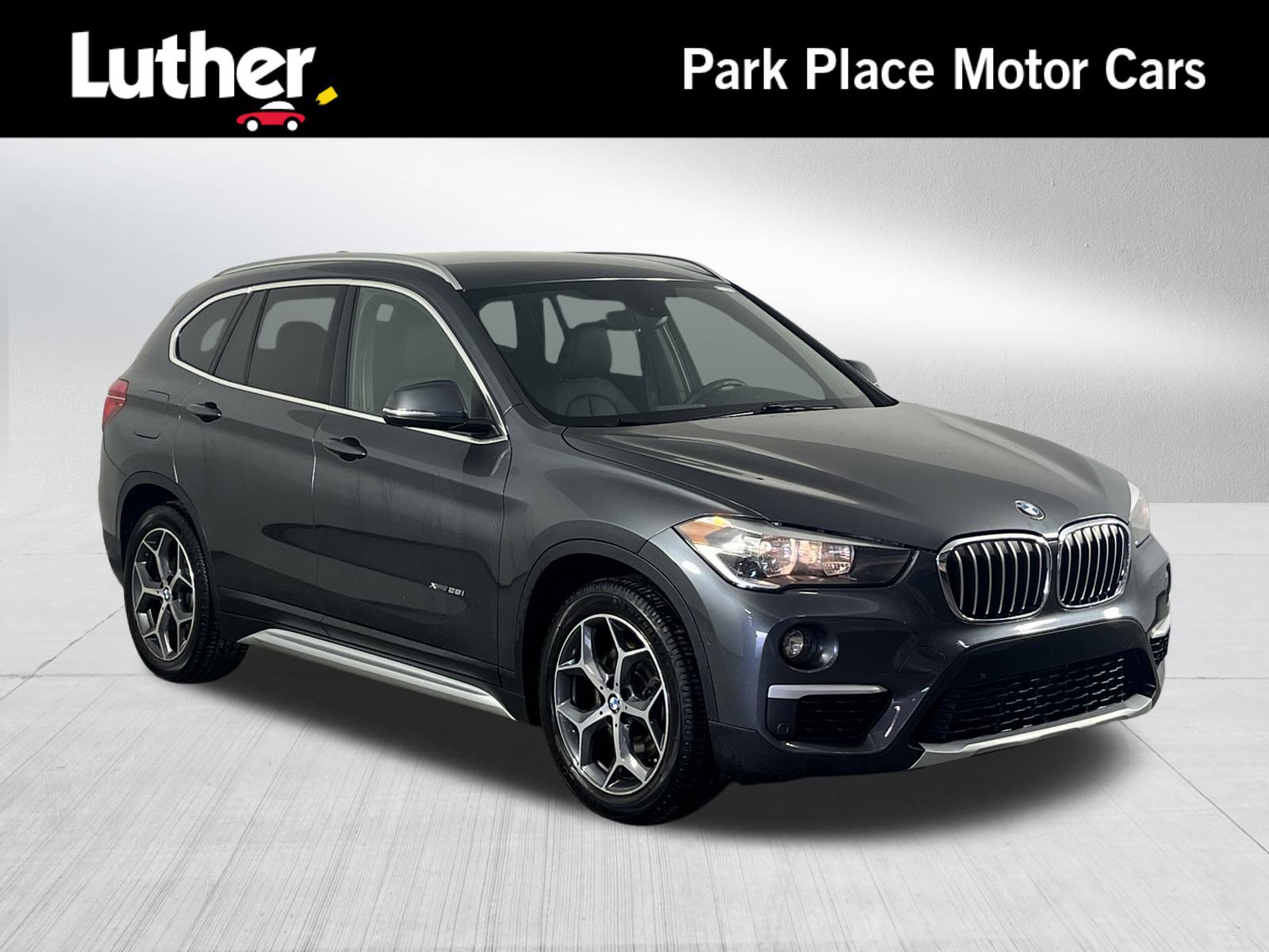 Used 2017 BMW X1 xDrive28i image 1
