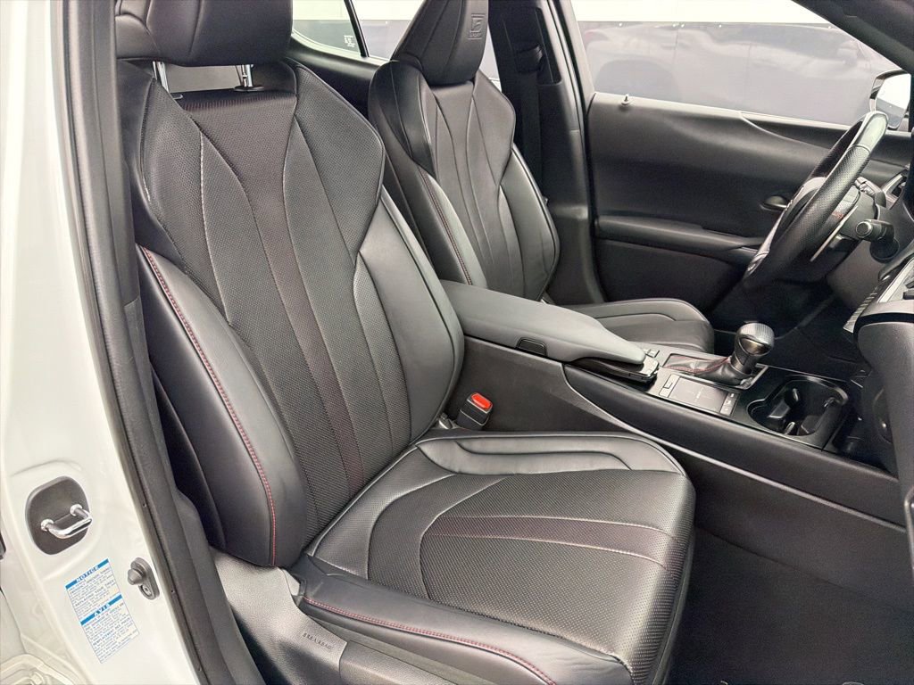 Used 2020 Lexus UX 250h F Sport w/ F Sport Premium Package image 29