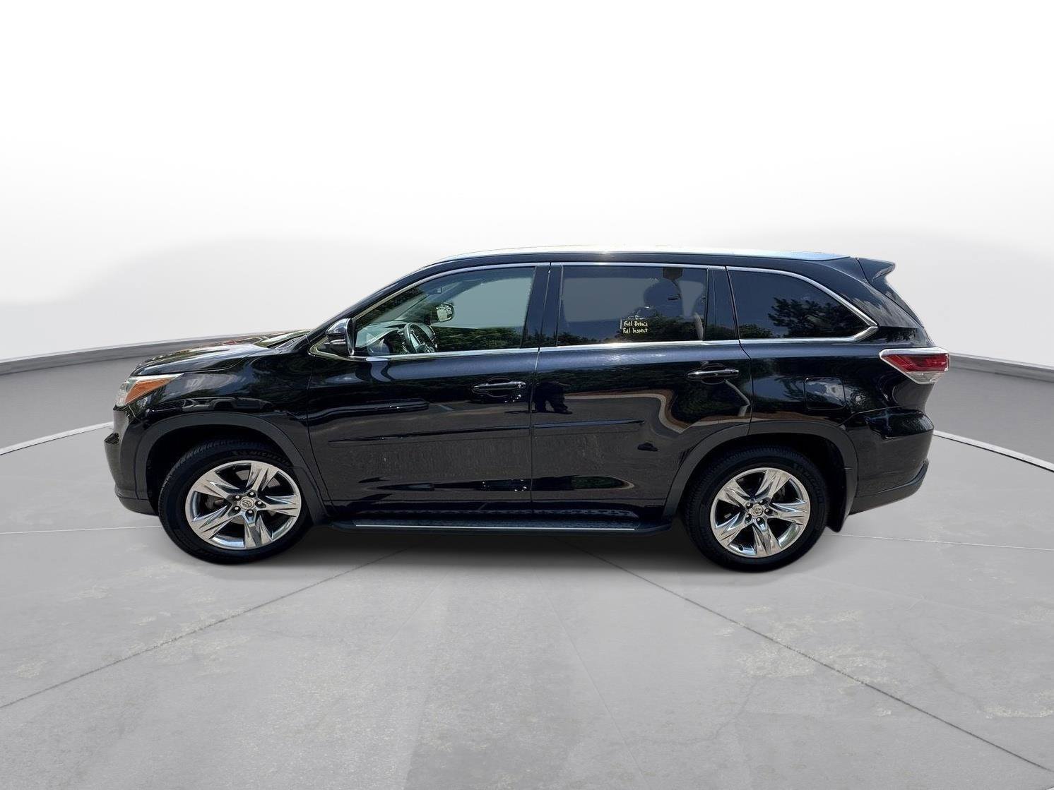 Used 2015 Toyota Highlander Limited AWD/4WD image 9