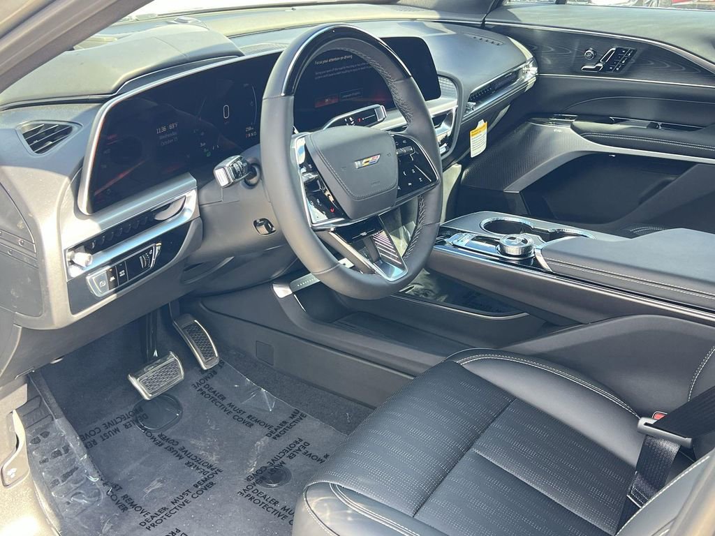 New 2026 Cadillac Lyriq V image 9