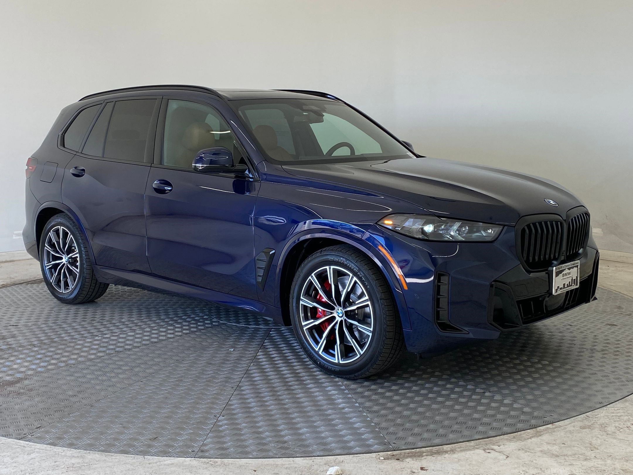 New 2026 BMW X5 xDrive50e w/ M Sport Package image 7