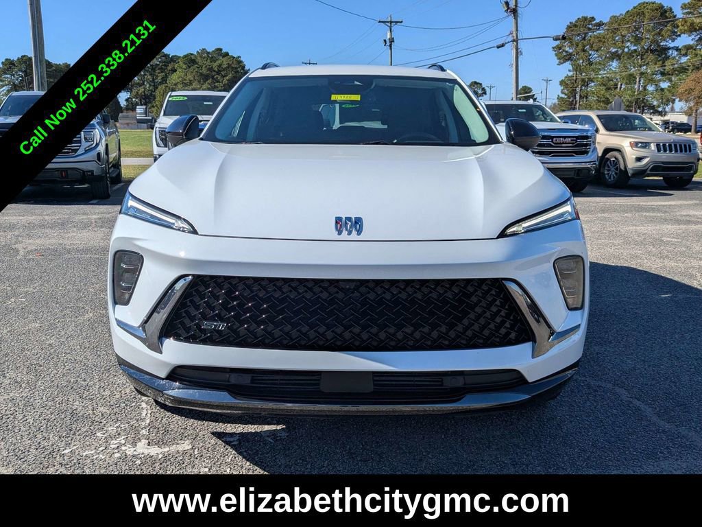 Used 2025 Buick Envision Sport Touring image 9