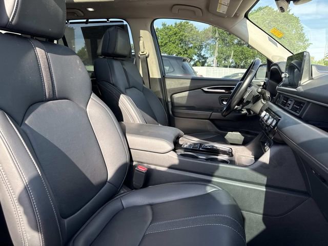 Certified 2024 Honda Pilot Touring image 8