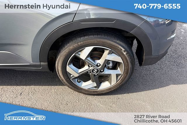 Used 2024 Hyundai Venue SEL FWD image 24