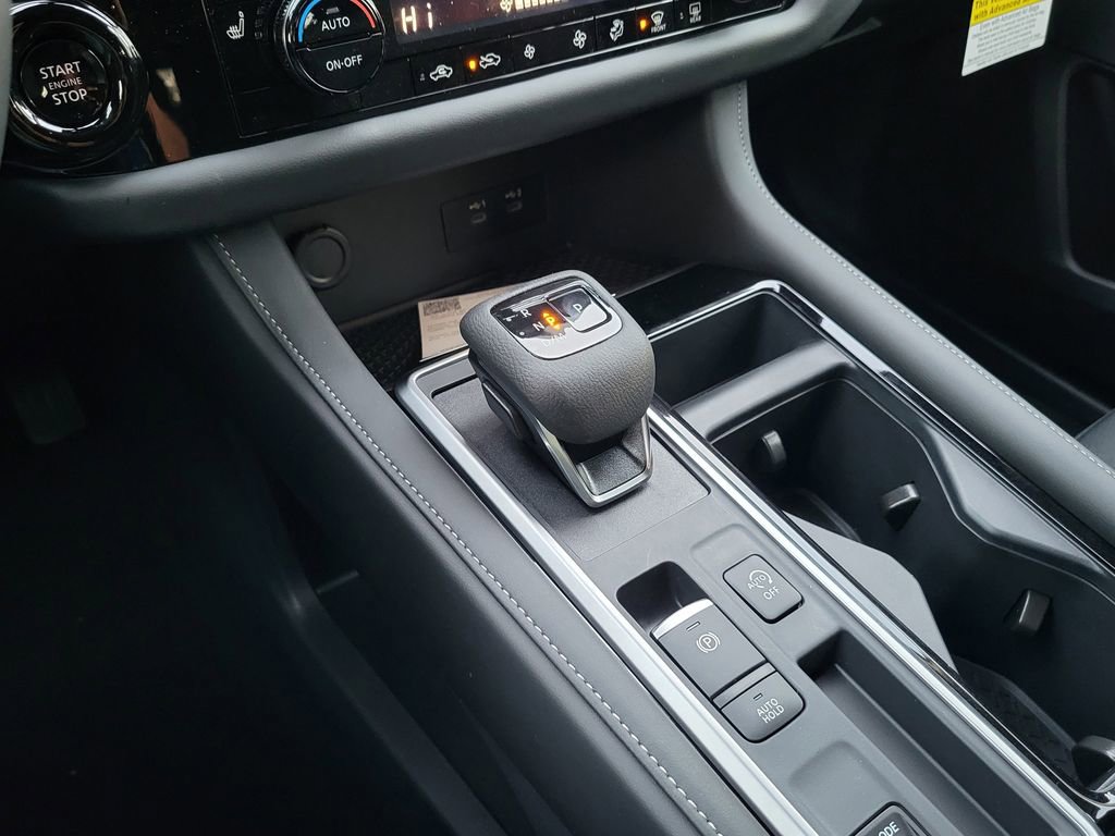 New 2026 Nissan Pathfinder SV image 9