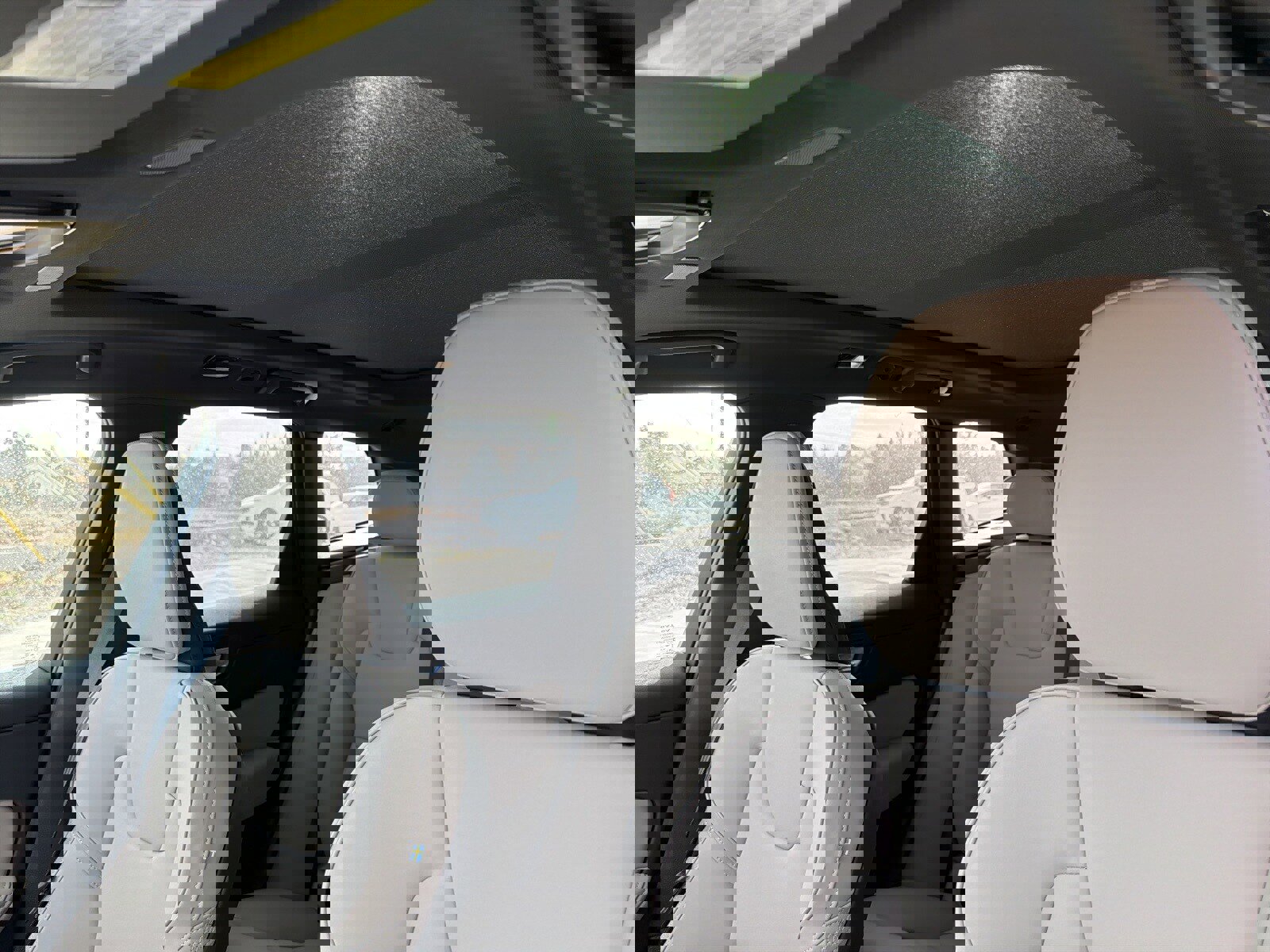 New 2026 Volvo XC60 B5 Plus w/ Protection Package Premier image 30