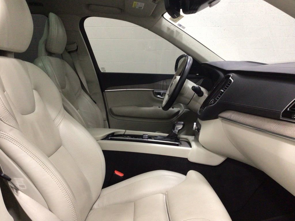 Used 2021 Volvo XC90 T6 Inscription w/ Advanced Package image 33