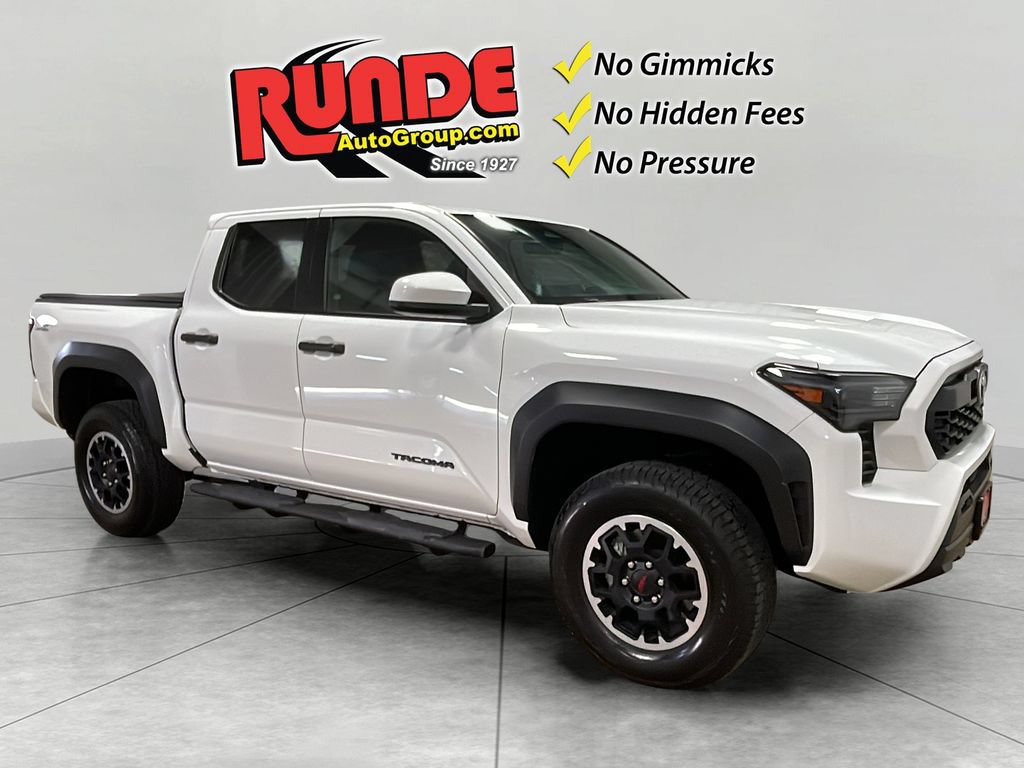 Used 2024 Toyota Tacoma TRD Off-Road AWD/4WD image 8