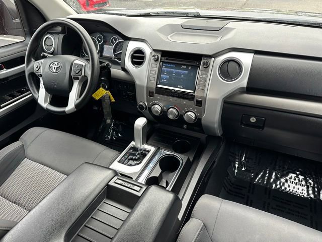 Used 2016 Toyota Tundra SR5 w/ SR5 Upgrade Package AWD/4WD image 35