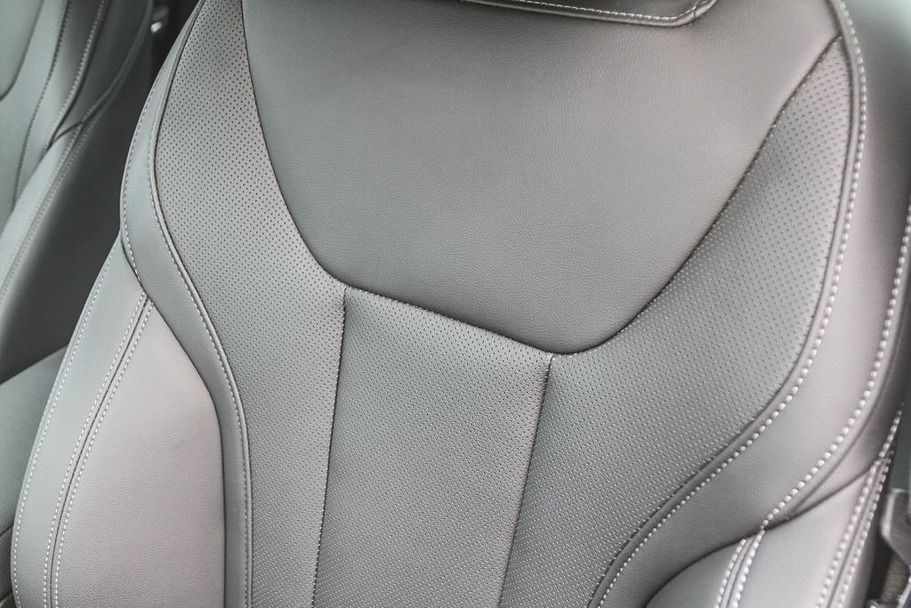 Used 2023 BMW M340i RWD image 21