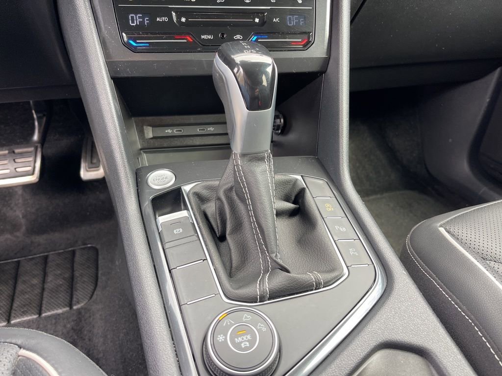 Used 2023 Volkswagen Tiguan SEL R-Line image 18