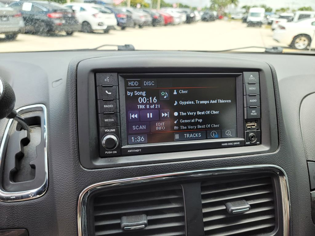 Used 2018 Dodge Grand Caravan SE FWD image 20