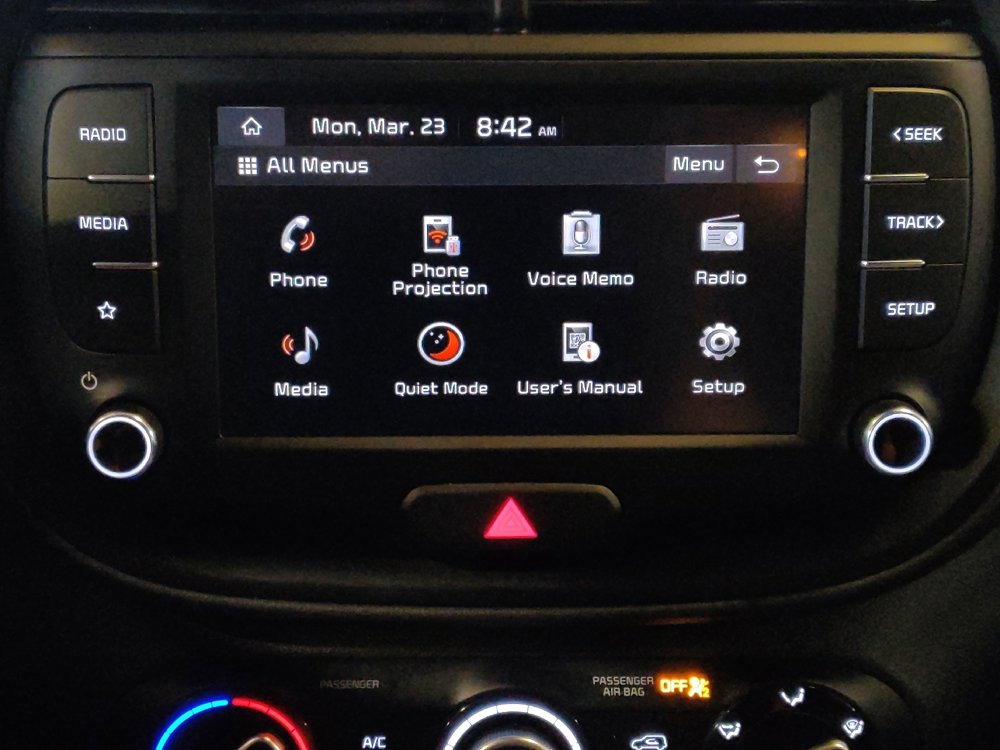 Used 2025 Kia Soul LX image 25