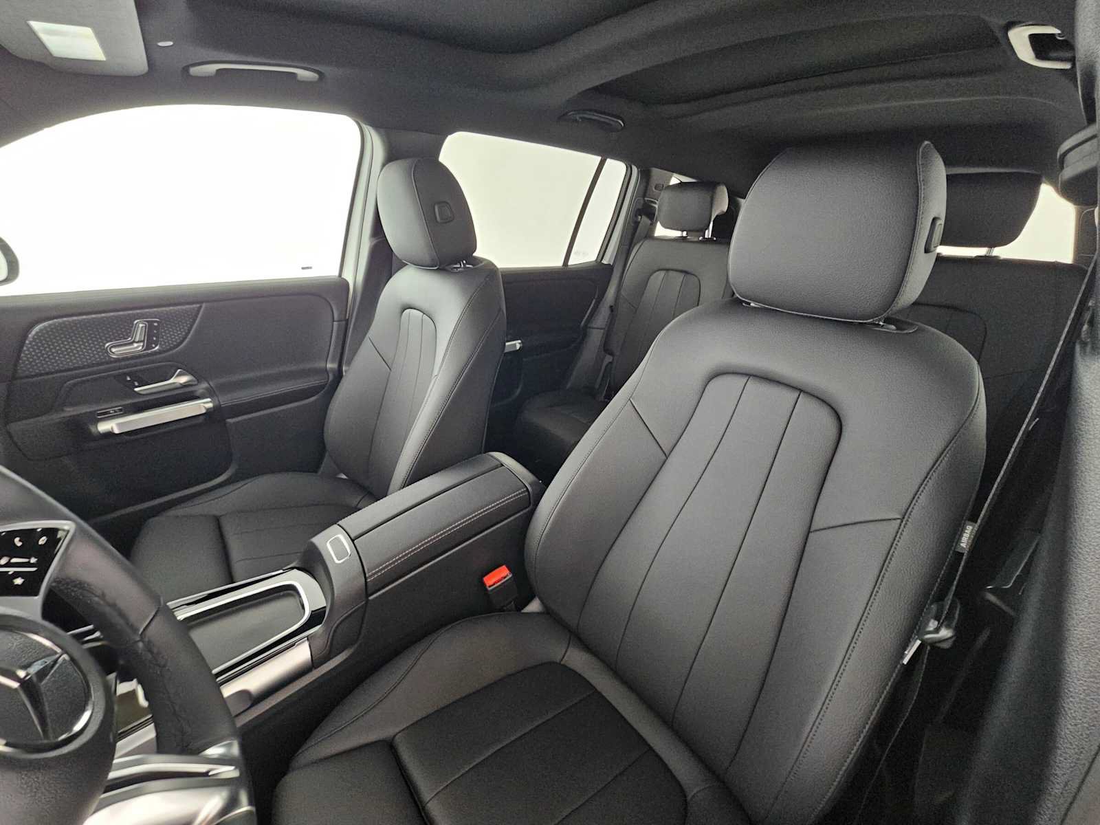 New 2026 Mercedes-Benz GLB 250 image 21