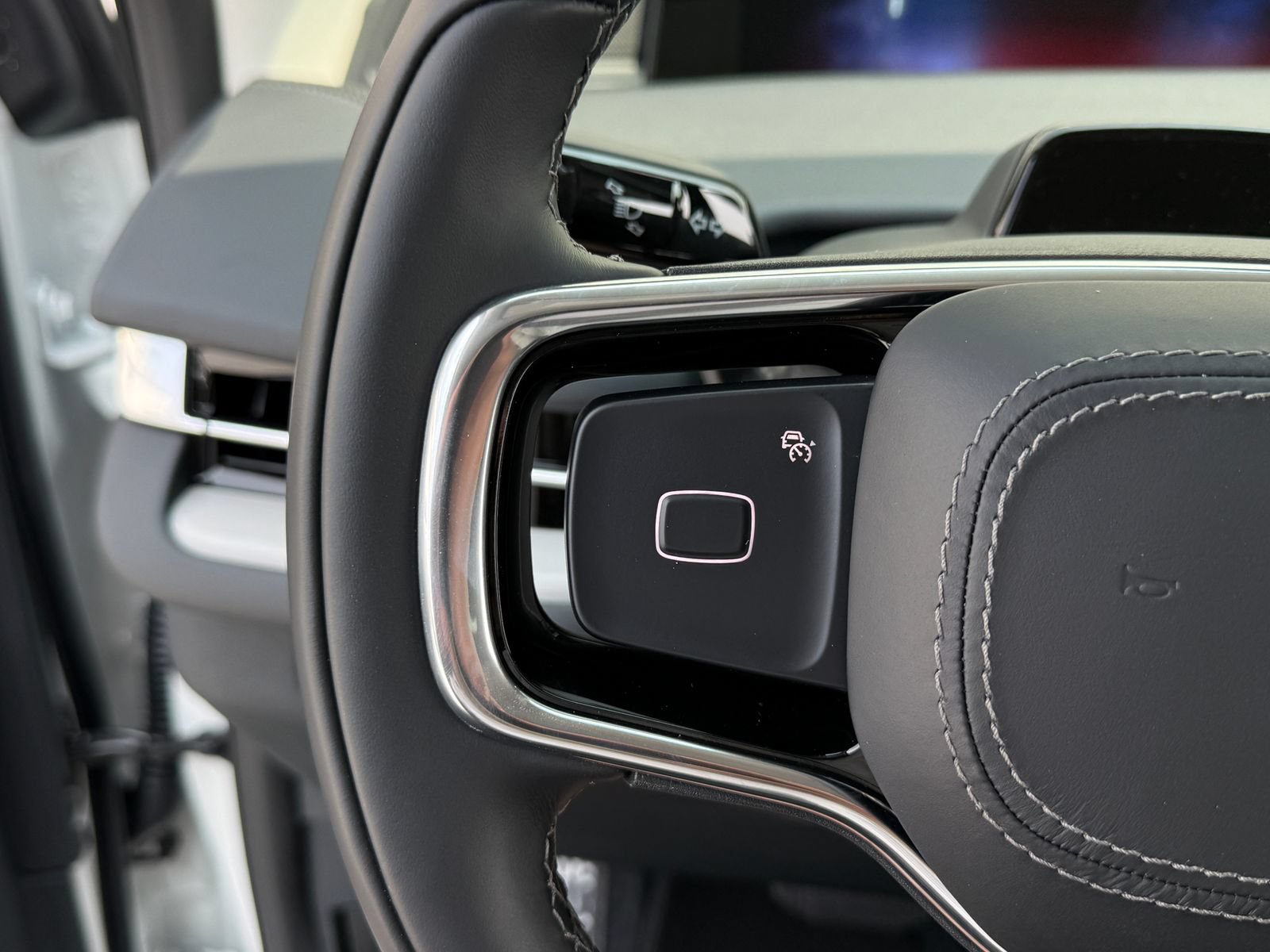 New 2027 Lincoln Navigator L Premier AWD/4WD image 32